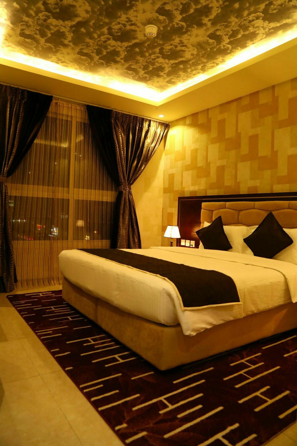 Voyage Hotel Dubái Exterior foto